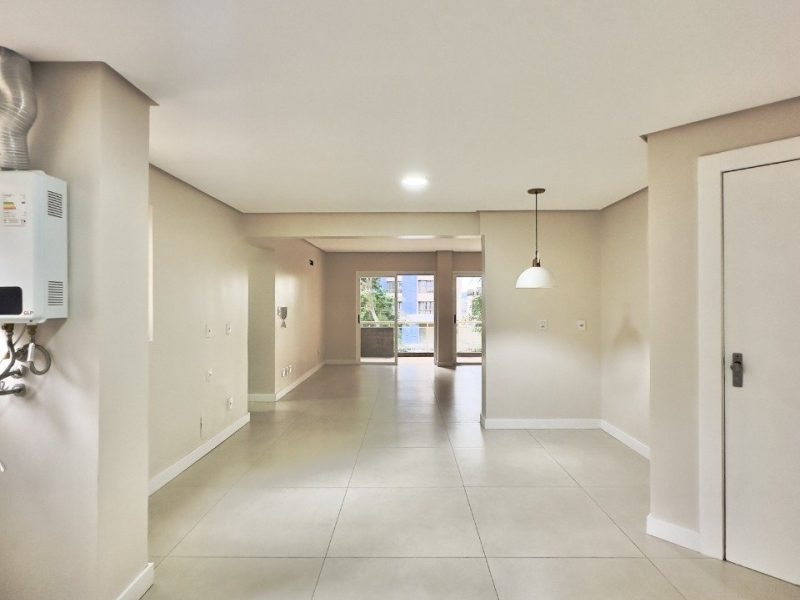 Apartamento à venda com 170m², 3 quartos, 1 suíte, 2 vagas no bairro Centro em Novo Hamburgo