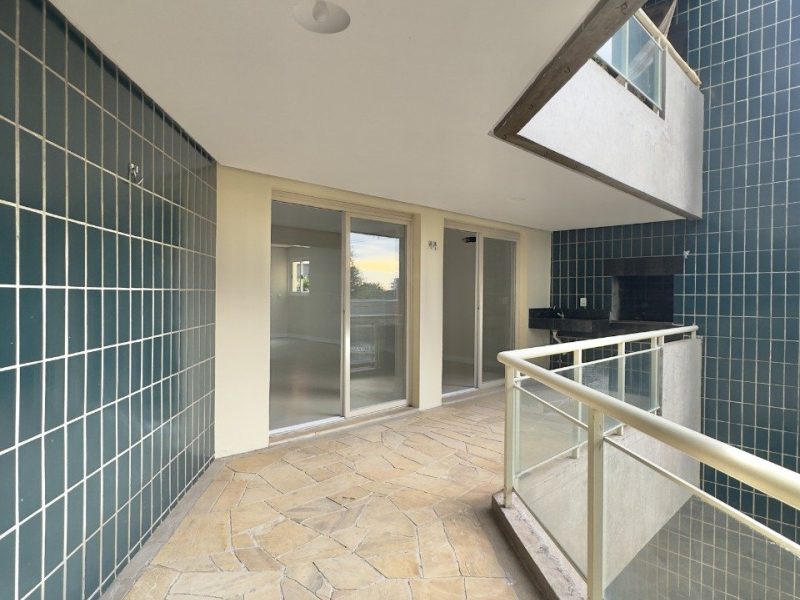 Apartamento à venda com 170m², 3 quartos, 1 suíte, 2 vagas no bairro Centro em Novo Hamburgo