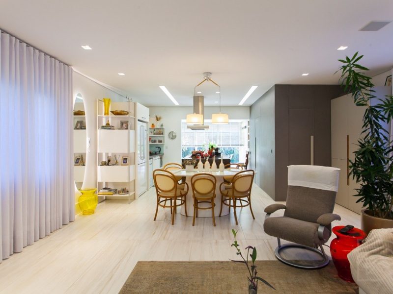 Casa em Condomínio à venda com 292m², 3 quartos, 3 suítes, 4 vagas no bairro Rondônia em Novo Hamburgo