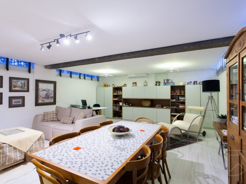 Casa em Condomínio à venda com 292m², 3 quartos, 3 suítes, 4 vagas no bairro Rondônia em Novo Hamburgo