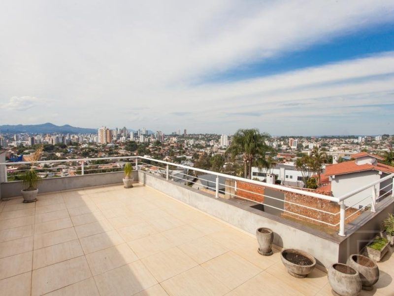 Casa à venda com 326m², 4 quartos, 2 suítes, 4 vagas no bairro Ideal em Novo Hamburgo
