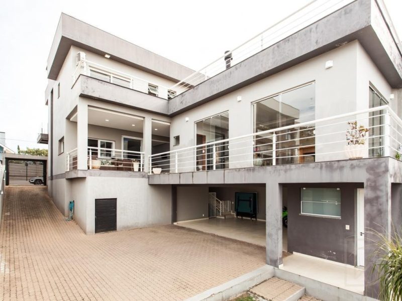 Casa à venda com 326m², 4 quartos, 2 suítes, 4 vagas no bairro Ideal em Novo Hamburgo