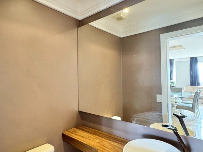 Apartamento à venda com 164m², 3 quartos, 3 suítes, 3 vagas no bairro Centro em Novo Hamburgo