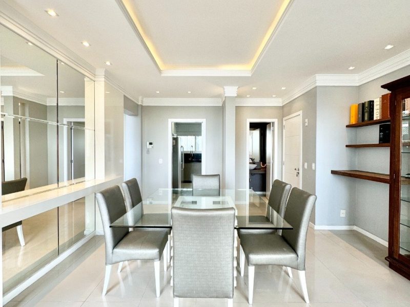 Apartamento à venda com 164m², 3 quartos, 3 suítes, 3 vagas no bairro Centro em Novo Hamburgo