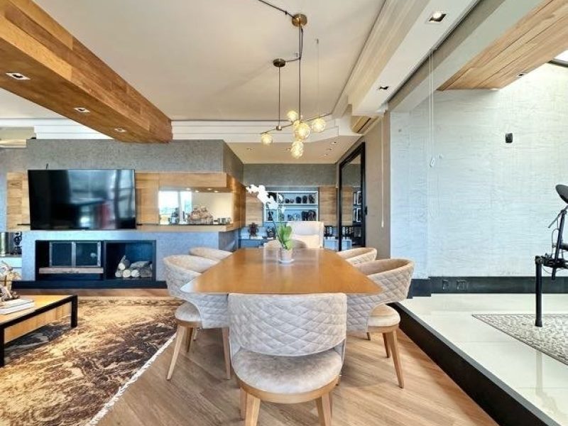 Cobertura à venda com 218m², 2 quartos, 1 suíte, 2 vagas no bairro Centro em Novo Hamburgo