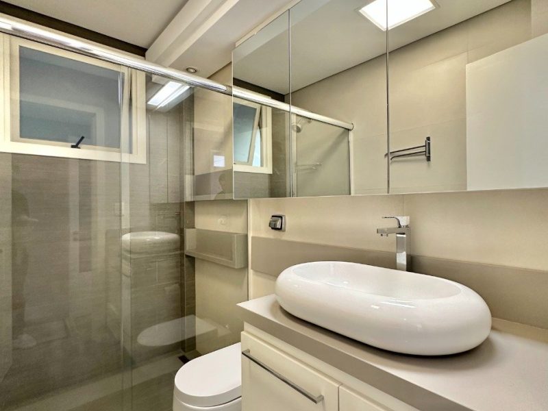 Cobertura à venda com 218m², 2 quartos, 1 suíte, 2 vagas no bairro Centro em Novo Hamburgo
