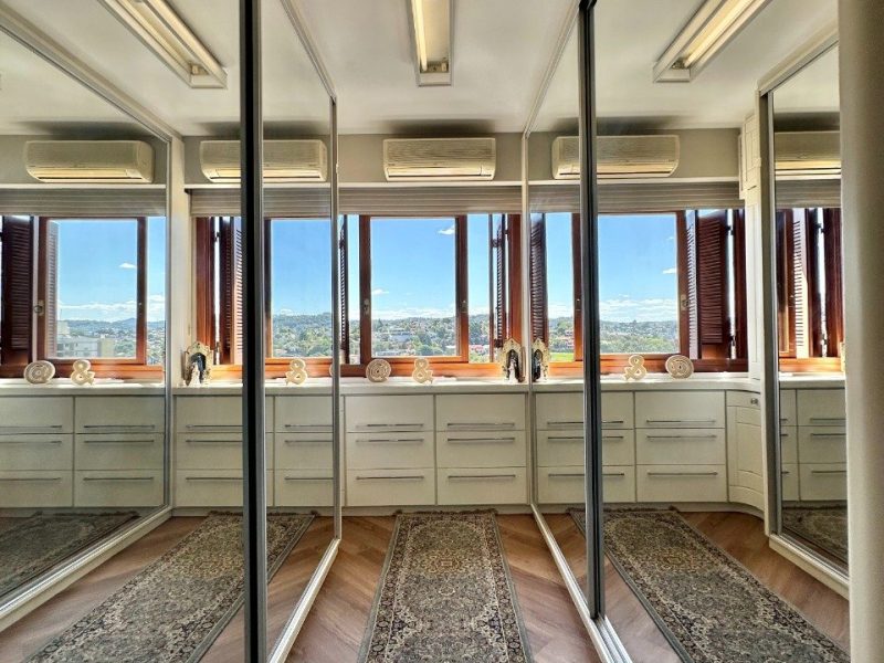 Cobertura à venda com 218m², 2 quartos, 1 suíte, 2 vagas no bairro Centro em Novo Hamburgo