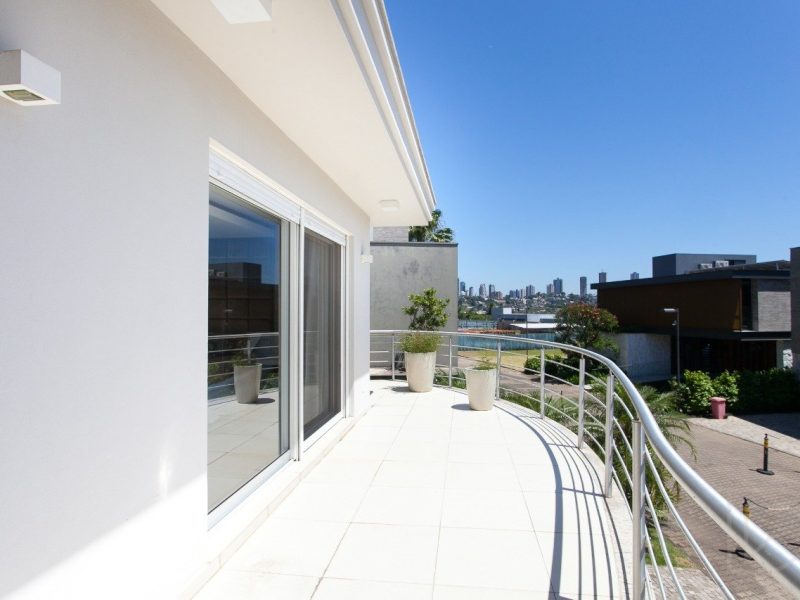 Casa em Condomínio à venda com 475m², 4 quartos, 4 suítes, 4 vagas no bairro Canudos em Novo Hamburgo