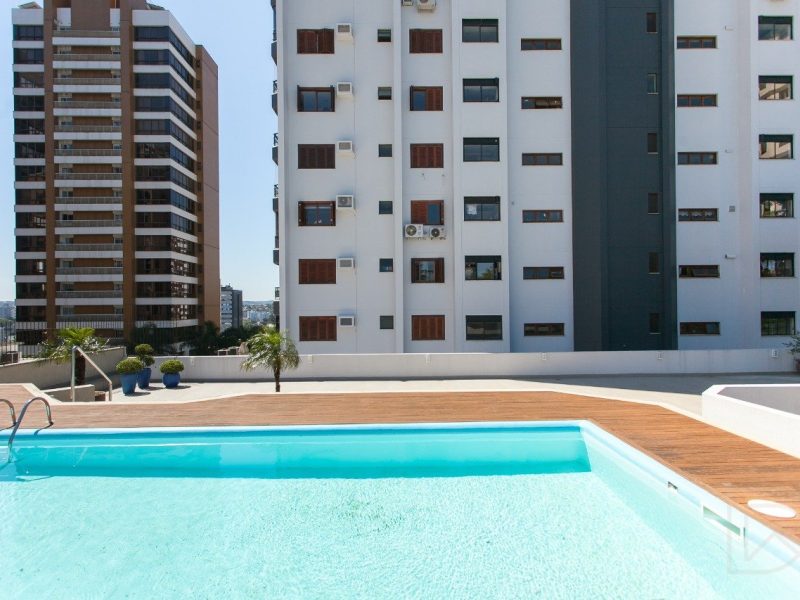 Apartamento à venda com 129m², 3 quartos, 1 suíte, 2 vagas no bairro Centro em Novo Hamburgo