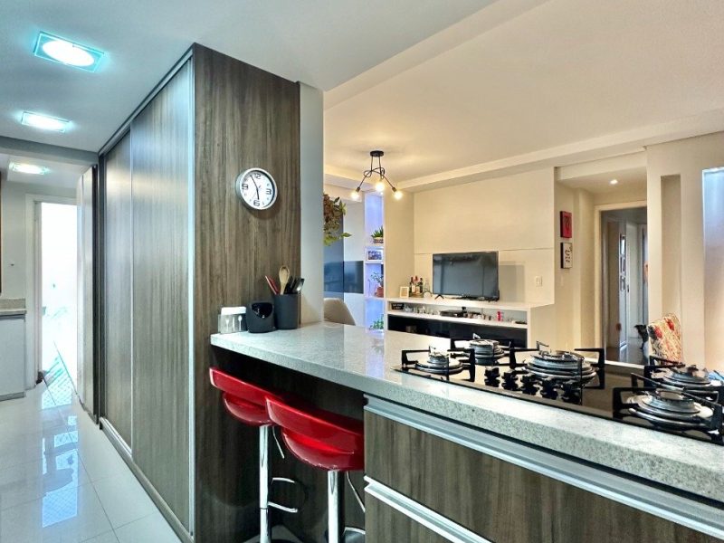 Apartamento à venda com 106m², 3 quartos, 1 suíte, 2 vagas no bairro Centro em Novo Hamburgo