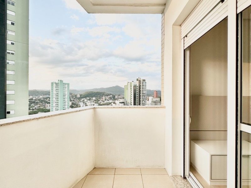 Apartamento à venda com 164m², 3 quartos, 3 suítes, 3 vagas no bairro Centro em Novo Hamburgo