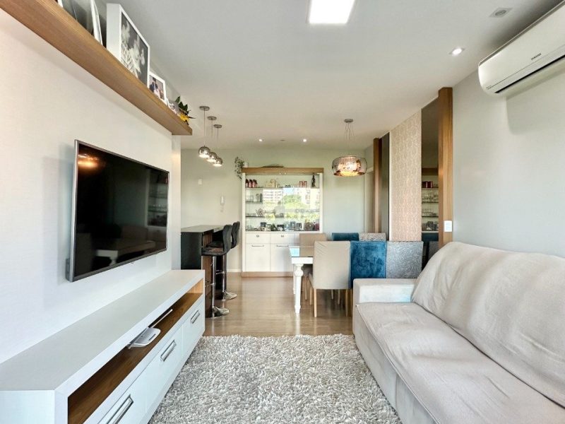 Apartamento à venda com 105m², 3 quartos, 1 suíte, 2 vagas no bairro Operário em Novo Hamburgo