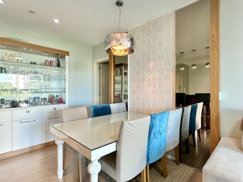 Apartamento à venda com 105m², 3 quartos, 1 suíte, 2 vagas no bairro Operário em Novo Hamburgo