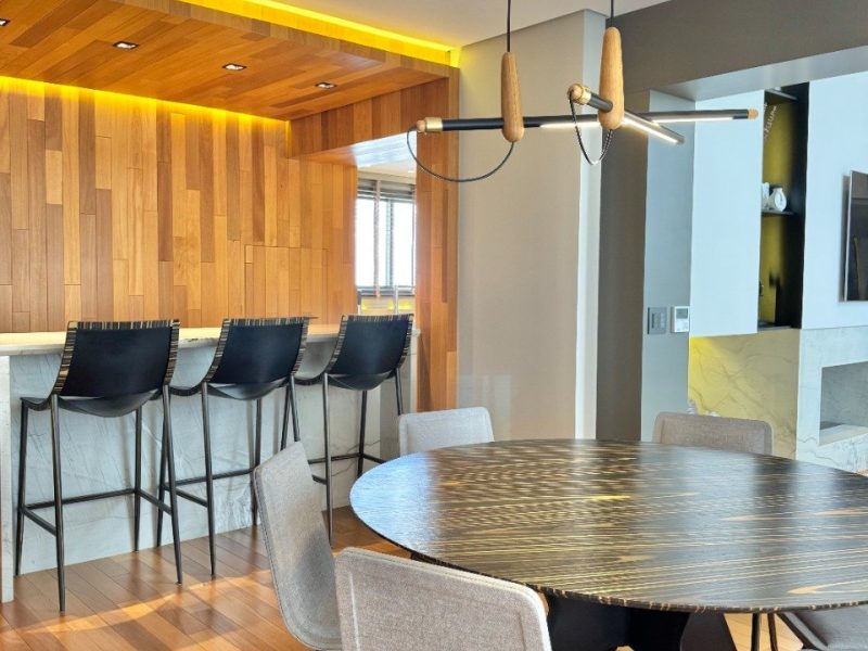 Apartamento à venda com 167m², 3 quartos, 3 suítes, 4 vagas no bairro Centro em Novo Hamburgo