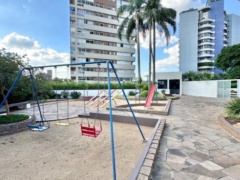 Apartamento à venda com 286m², 3 quartos, 1 suíte, 3 vagas no bairro Centro em Novo Hamburgo