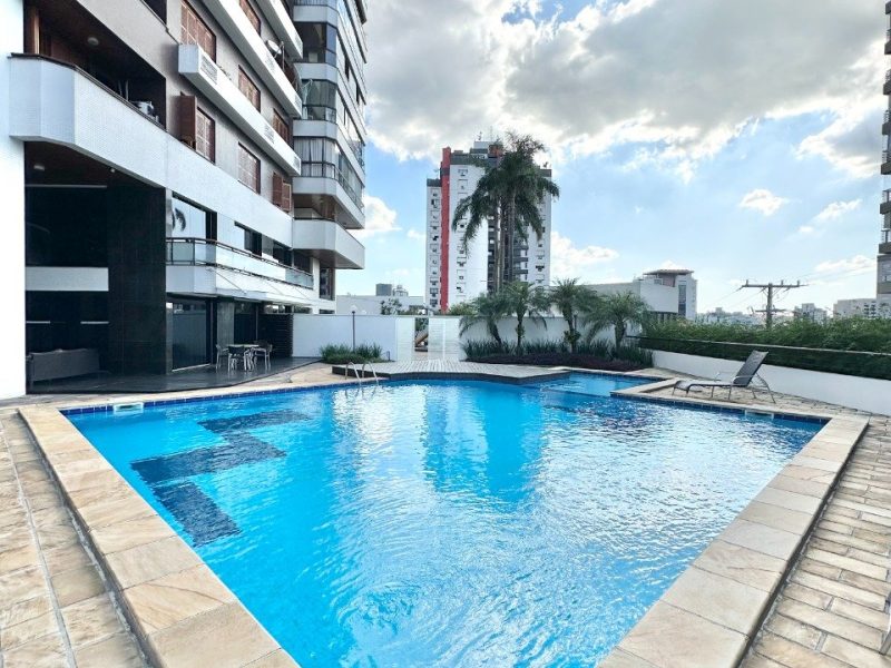 Apartamento à venda com 286m², 3 quartos, 1 suíte, 3 vagas no bairro Centro em Novo Hamburgo