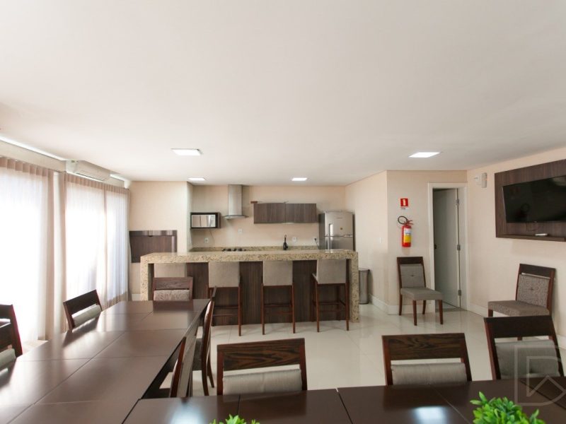 Apartamento à venda com 79m², 2 quartos, 2 suítes, 2 vagas no bairro Centro em Novo Hamburgo
