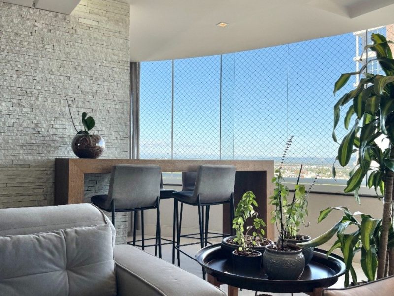 Apartamento à venda com 228m², 3 quartos, 3 suítes, 3 vagas no bairro Centro em Novo Hamburgo