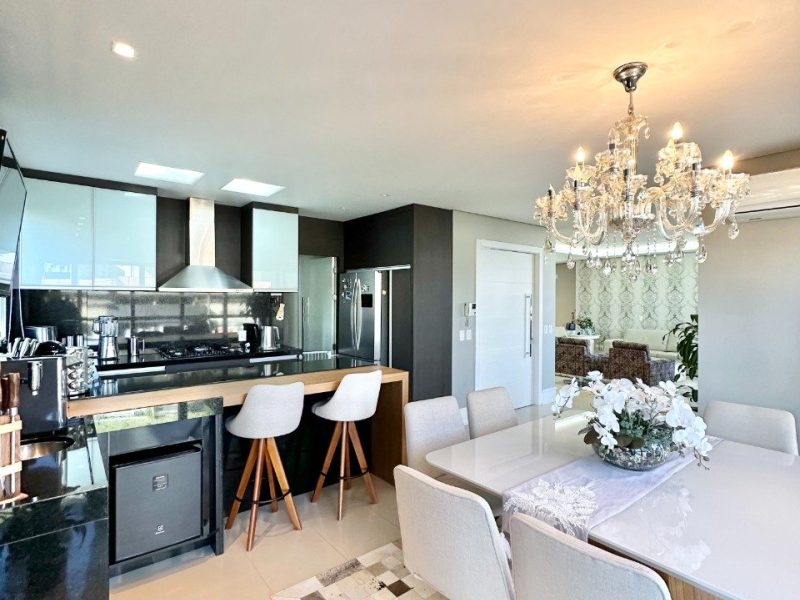 Apartamento à venda com 228m², 3 quartos, 3 suítes, 3 vagas no bairro Centro em Novo Hamburgo
