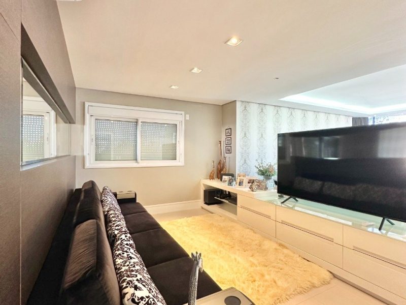 Apartamento à venda com 228m², 3 quartos, 3 suítes, 3 vagas no bairro Centro em Novo Hamburgo
