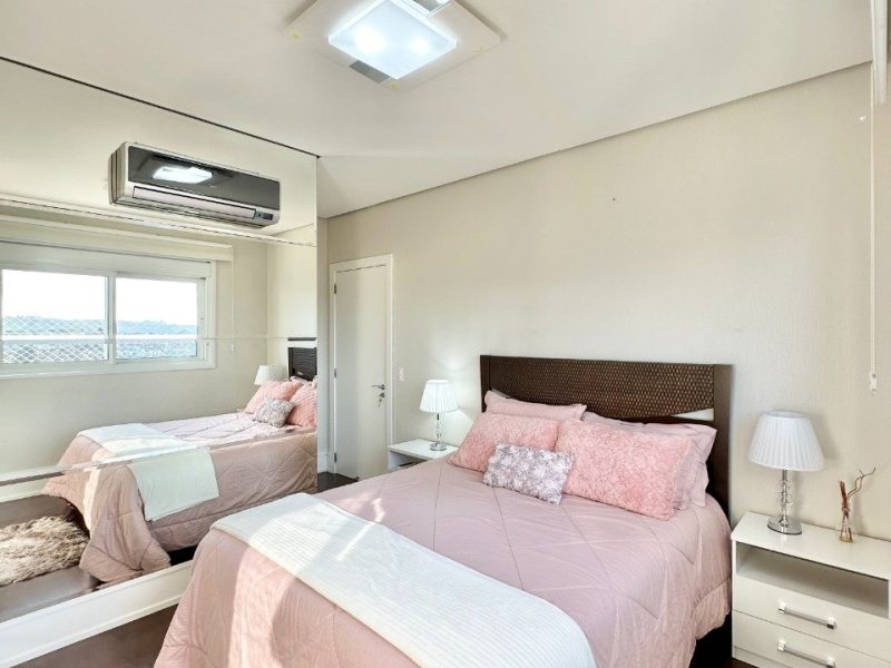 Apartamento à venda com 228m², 3 quartos, 3 suítes, 3 vagas no bairro Centro em Novo Hamburgo