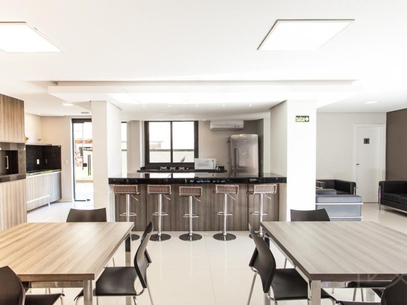 Apartamento à venda com 93m², 2 quartos, 2 suítes, 2 vagas no bairro Centro em Novo Hamburgo