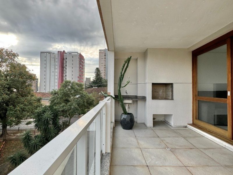 Apartamento à venda com 119m², 3 quartos, 1 suíte, 3 vagas no bairro Centro em Novo Hamburgo