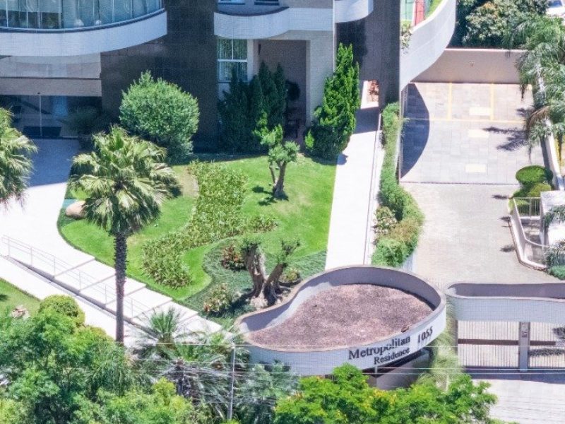 Metropolitan Residence