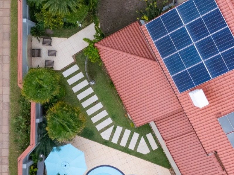 Casa em Condomínio à venda com 206m², 3 quartos, 1 suíte, 3 vagas no bairro Rondônia em Novo Hamburgo