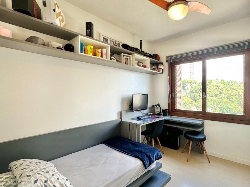 Apartamento à venda com 109m², 3 quartos, 1 suíte, 2 vagas no bairro Centro em Novo Hamburgo