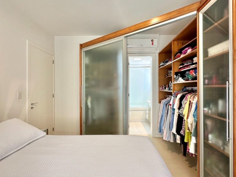 Apartamento à venda com 109m², 3 quartos, 1 suíte, 2 vagas no bairro Centro em Novo Hamburgo