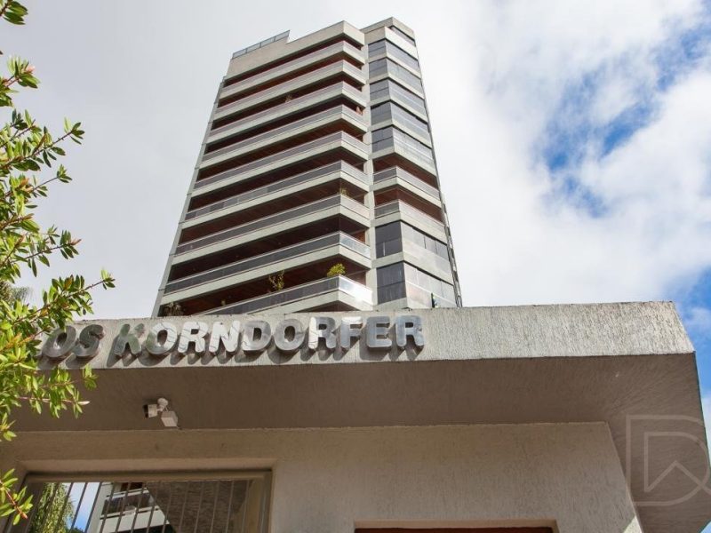 Apartamento à venda com 217m², 3 quartos, 1 suíte, 2 vagas no bairro Centro em Novo Hamburgo