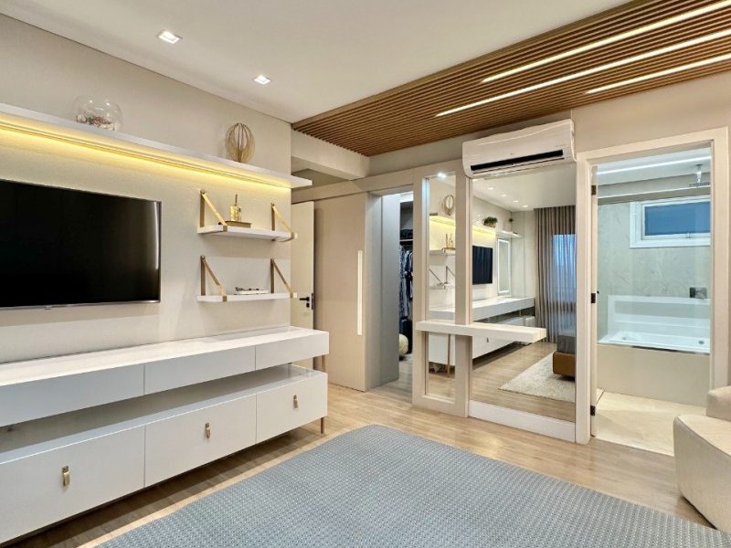 Apartamento à venda com 217m², 3 quartos, 1 suíte, 2 vagas no bairro Centro em Novo Hamburgo