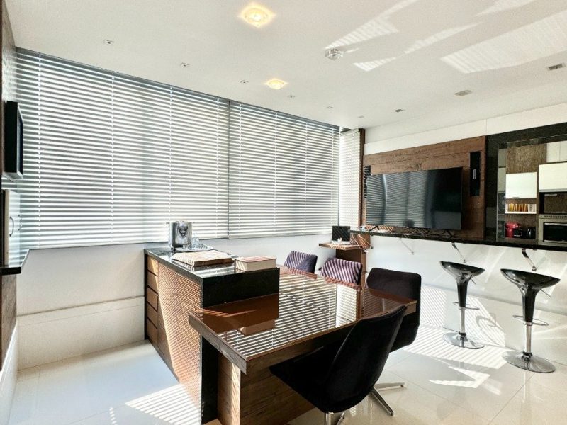 Apartamento à venda com 243m², 3 quartos, 3 suítes, 3 vagas no bairro Hamburgo Velho em Novo Hamburgo