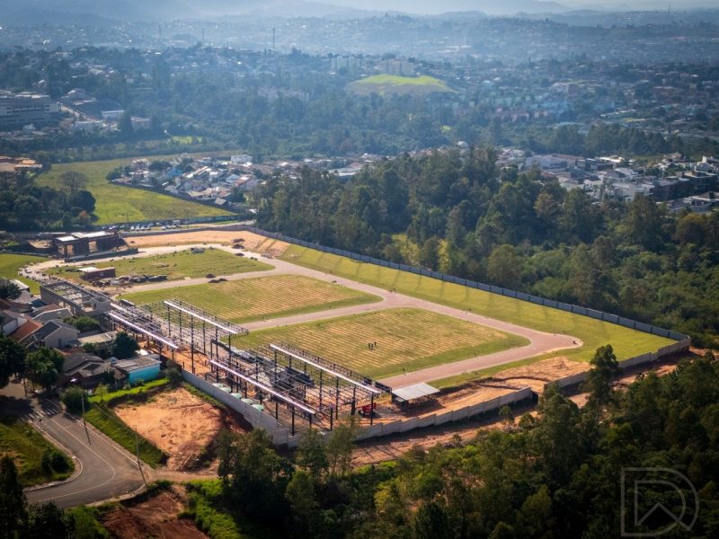Terreno à venda com 654m² no bairro Canudos em Novo Hamburgo