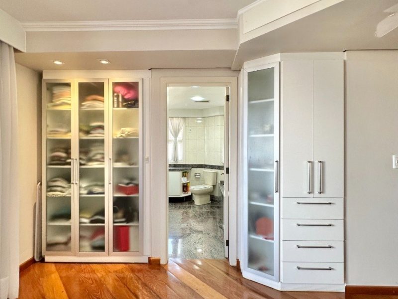 Apartamento à venda com 286m², 3 quartos, 1 suíte, 3 vagas no bairro Centro em Novo Hamburgo