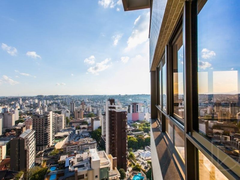 Apartamento à venda com 204m², 3 quartos, 3 suítes, 4 vagas no bairro Centro em Novo Hamburgo