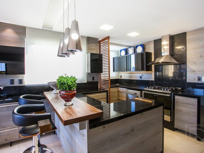 Apartamento à venda com 228m², 3 quartos, 3 suítes, 5 vagas no bairro Centro em Novo Hamburgo