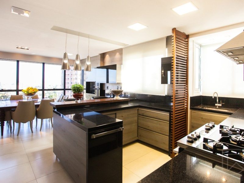 Apartamento à venda com 228m², 3 quartos, 3 suítes, 5 vagas no bairro Centro em Novo Hamburgo