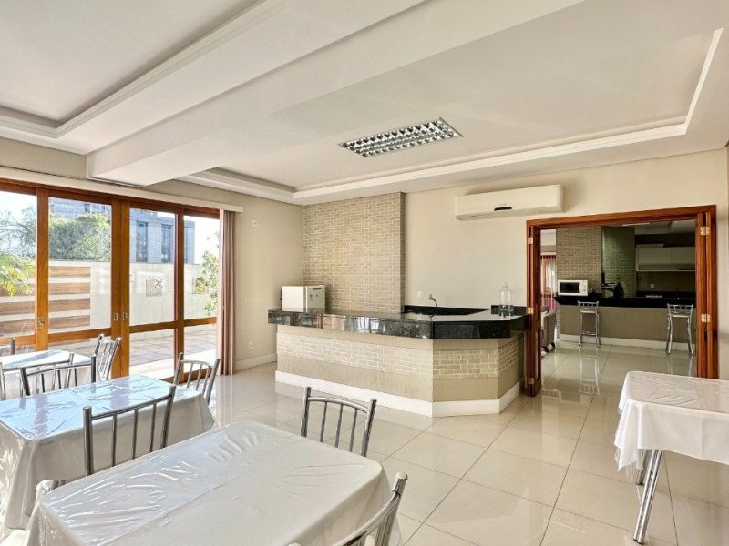Apartamento à venda com 79m², 2 quartos, 1 suíte, 2 vagas no bairro Centro em Novo Hamburgo