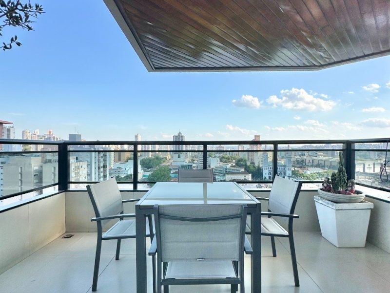 Apartamento à venda com 384m², 4 quartos, 3 suítes, 2 vagas no bairro Vila Rosa em Novo Hamburgo