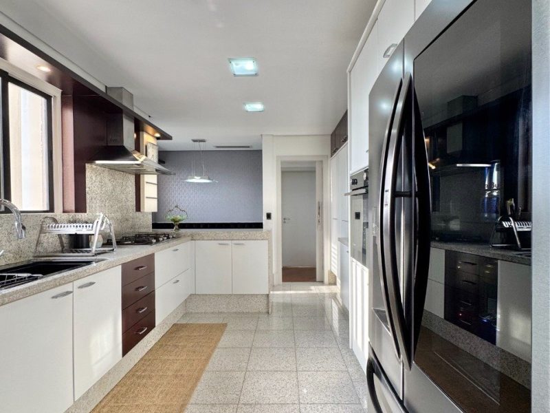 Apartamento à venda com 384m², 4 quartos, 3 suítes, 2 vagas no bairro Vila Rosa em Novo Hamburgo