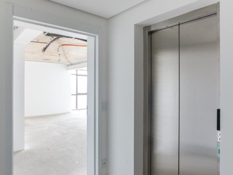 Apartamento à venda com 228m², 3 quartos, 3 suítes, 5 vagas no bairro Centro em Novo Hamburgo