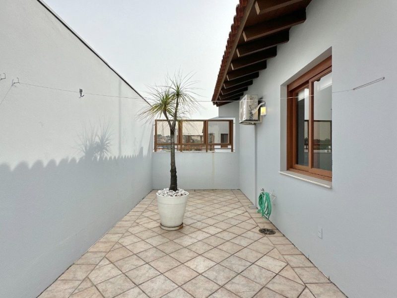 Cobertura à venda com 152m², 2 quartos, 1 suíte, 1 vaga no bairro Vila Rosa em Novo Hamburgo