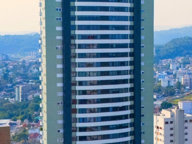 Apartamento à venda com 243m², 3 quartos, 3 suítes, 3 vagas no bairro Hamburgo Velho em Novo Hamburgo