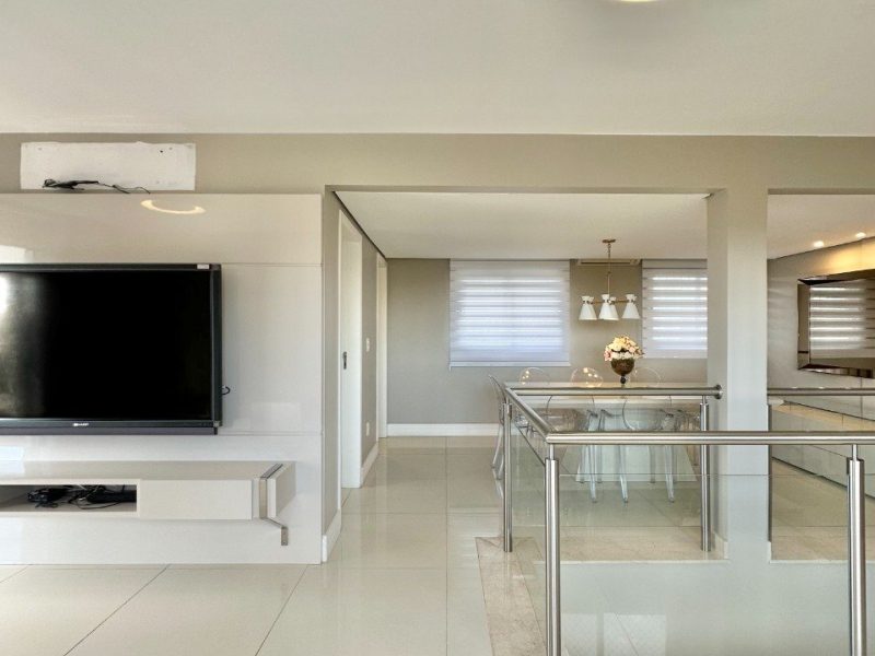 Cobertura à venda com 182m², 3 quartos, 1 suíte, 3 vagas no bairro Centro em Novo Hamburgo