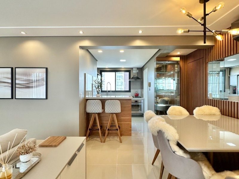 Apartamento à venda com 93m², 2 quartos, 2 suítes, 2 vagas no bairro Centro em Novo Hamburgo
