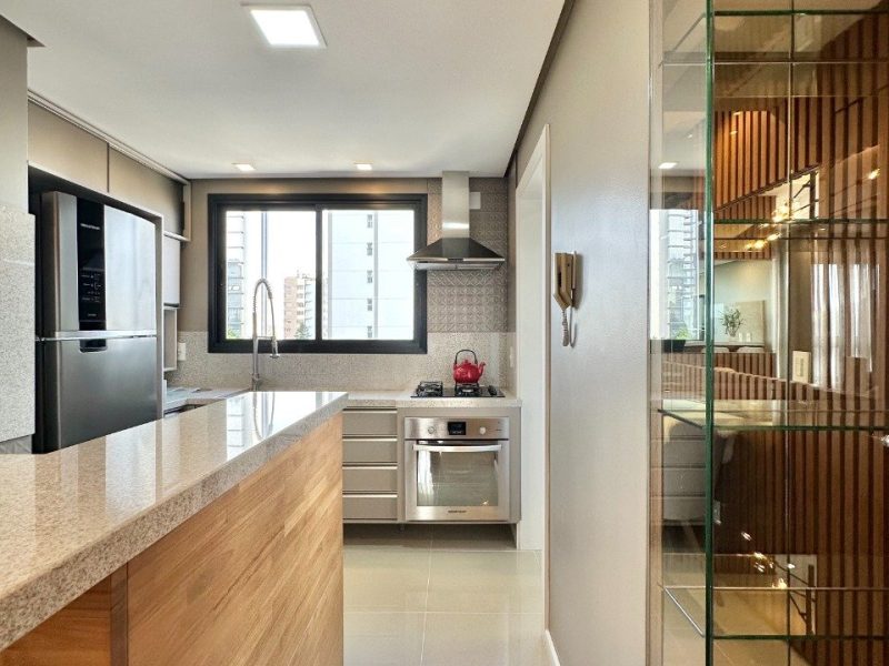 Apartamento à venda com 93m², 2 quartos, 2 suítes, 2 vagas no bairro Centro em Novo Hamburgo