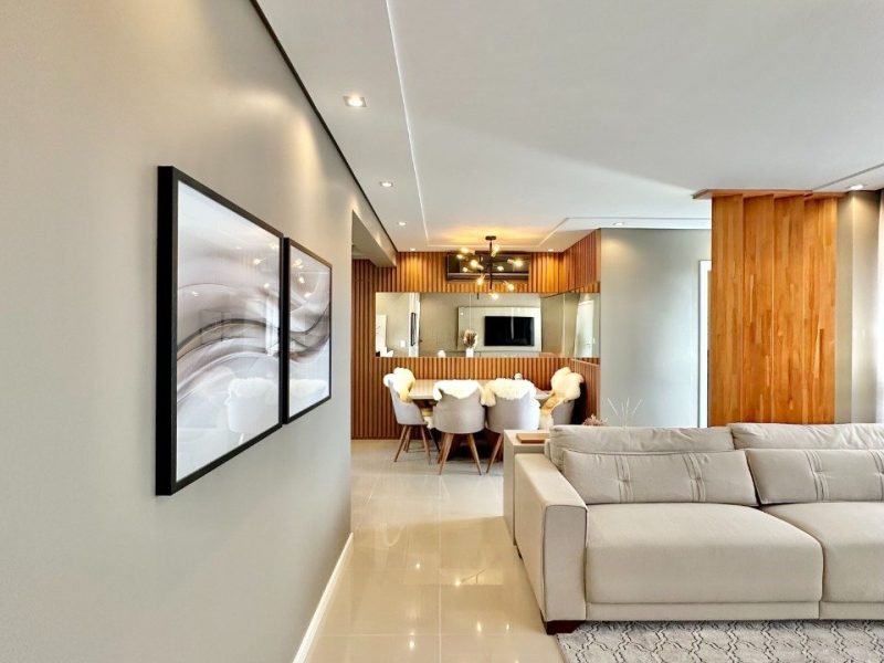 Apartamento à venda com 93m², 2 quartos, 2 suítes, 2 vagas no bairro Centro em Novo Hamburgo