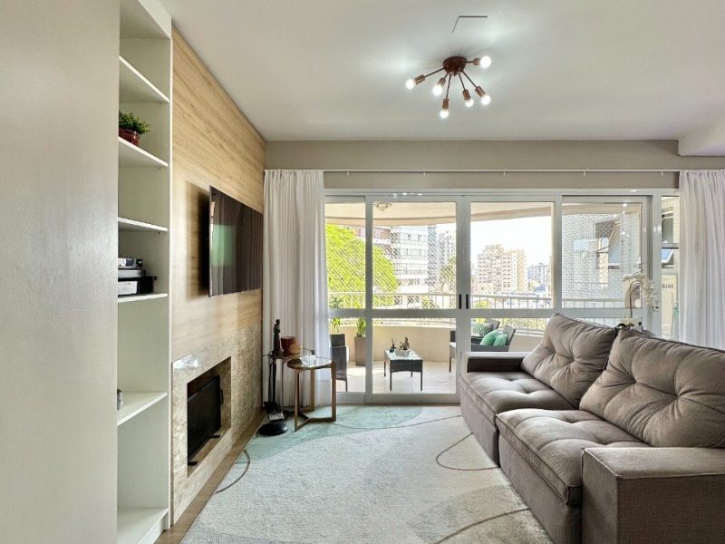 Apartamento à venda com 151m², 3 quartos, 1 suíte, 2 vagas no bairro Centro em Novo Hamburgo